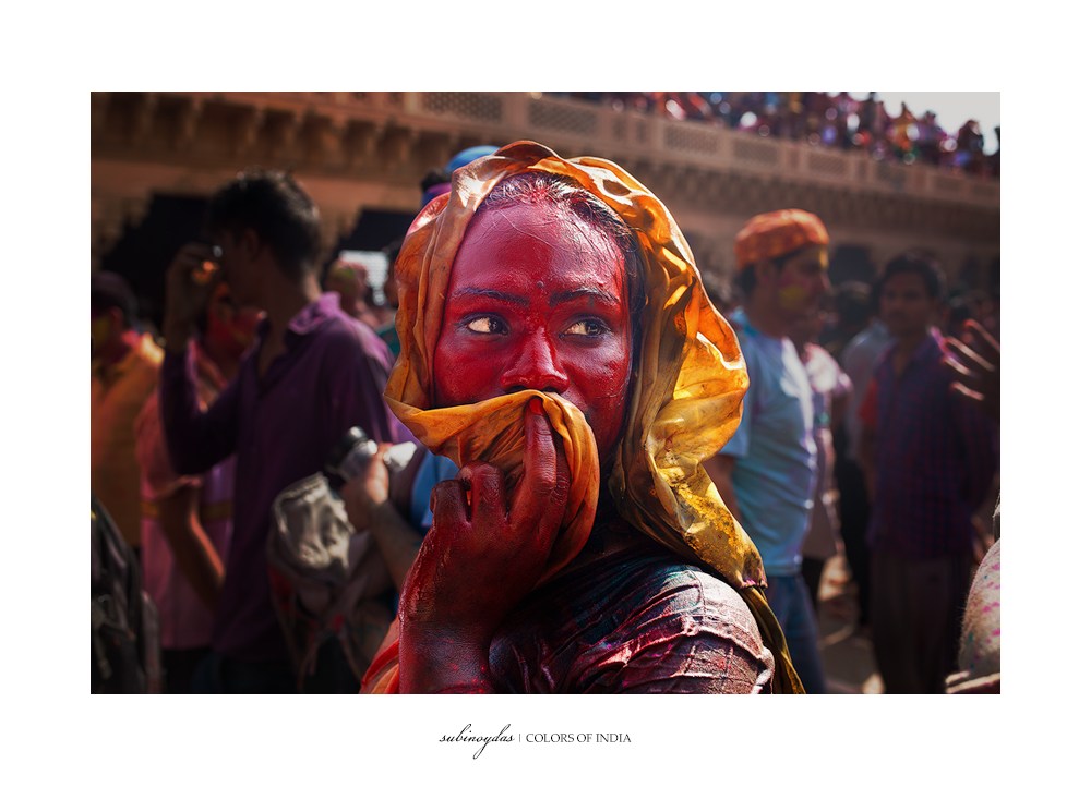 eunuch in holi festival in mathura