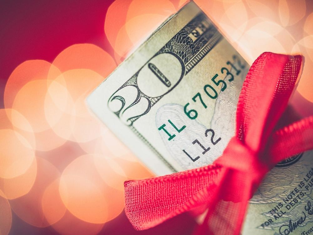 money, the right gift