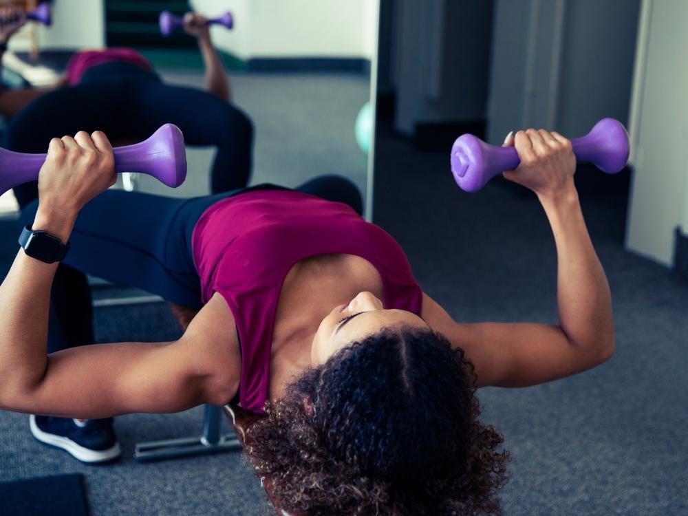 dumbbell press, summer body