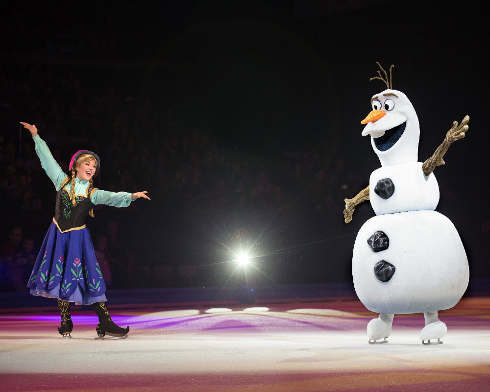 Disney on Ice presents Worlds of Enchantment