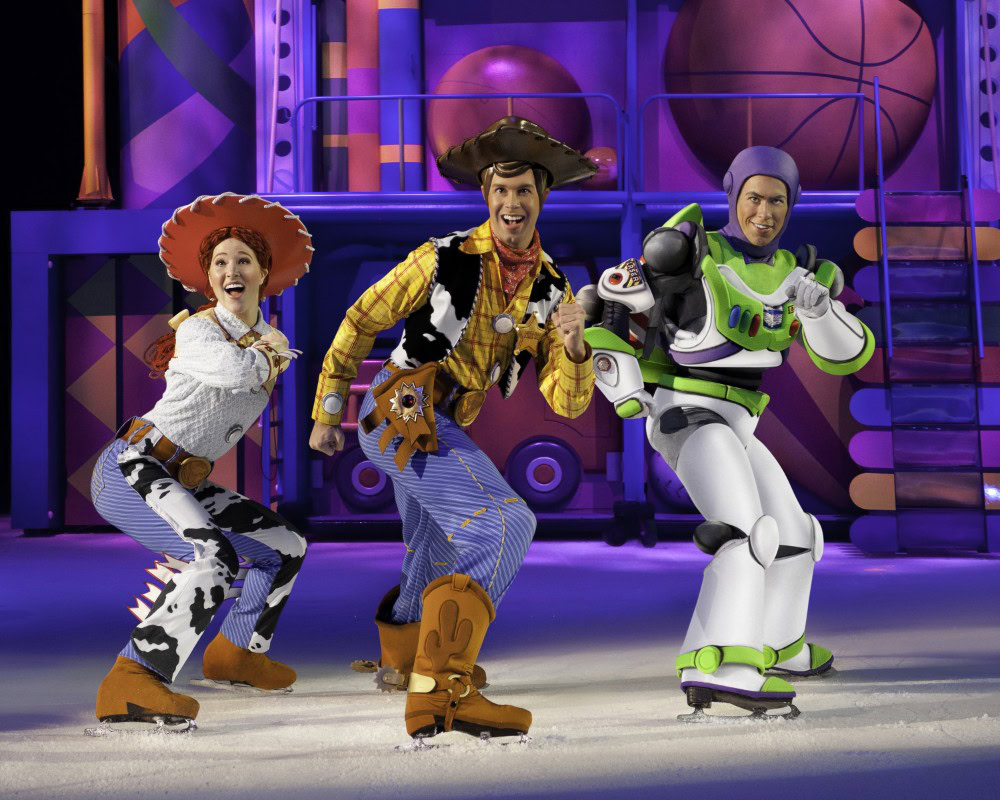 Disney on Ice presents Worlds of Enchantment