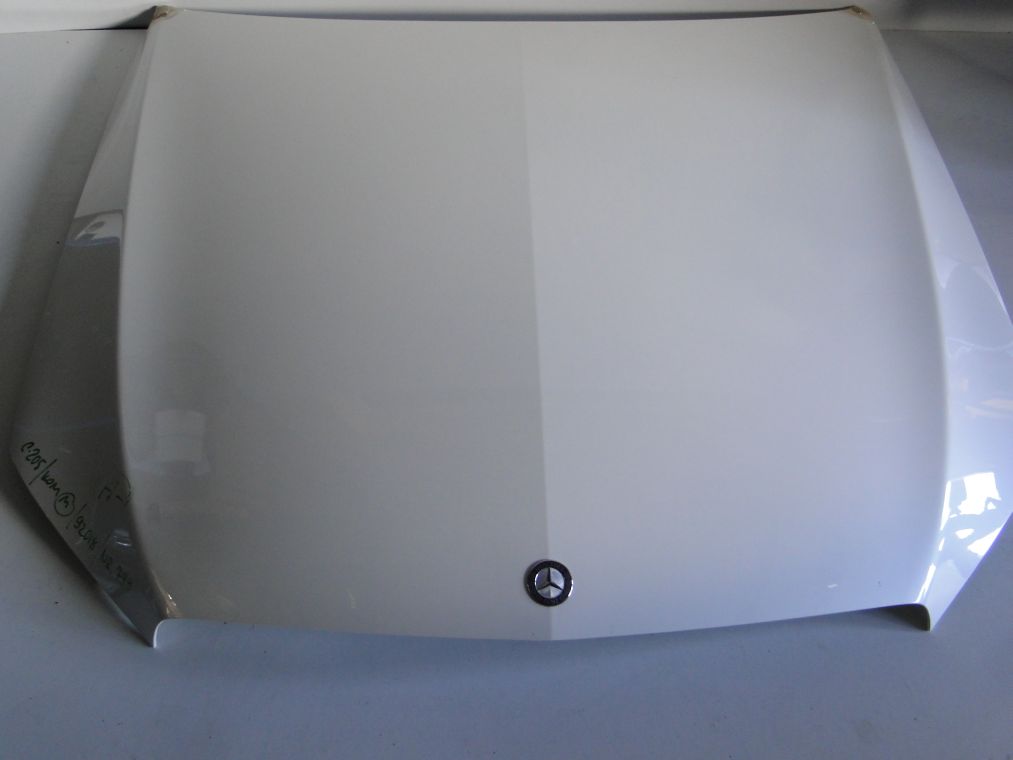 MERCEDES C KLASA W205 MASKA POKRYWA SILNIKA