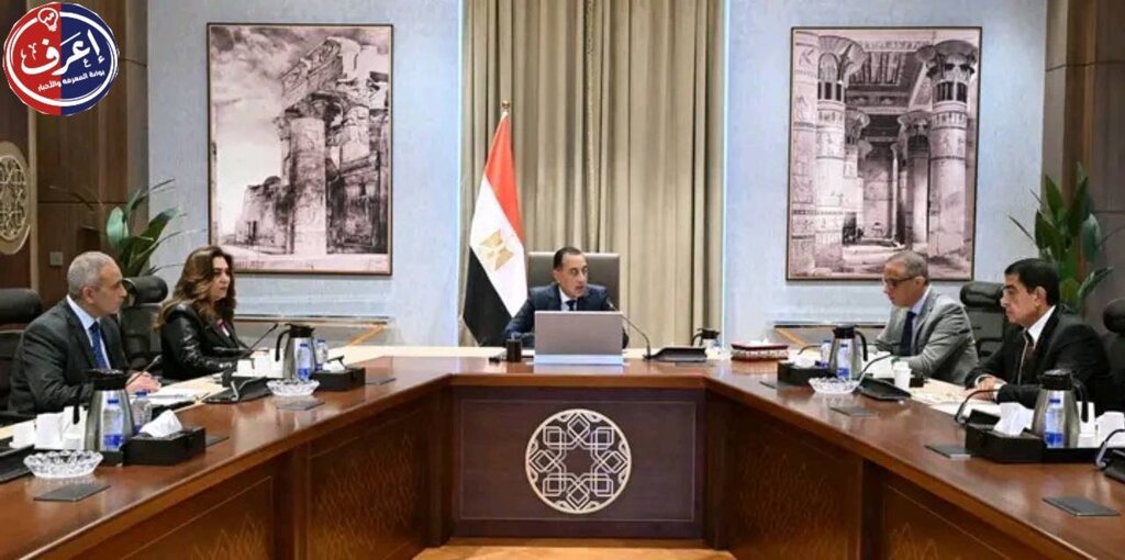 رئيس الوزراء يستعرض موقف تنفيذ مشروعات الخطة الاستثمارية بمحافظة الجيزة