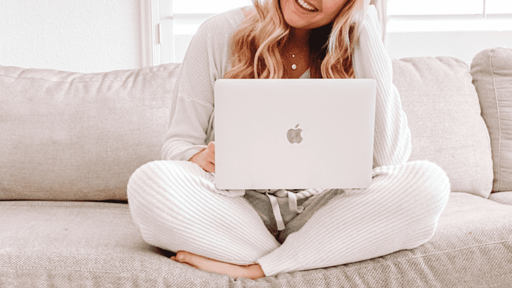 how I make $10k a month as a mom blogger