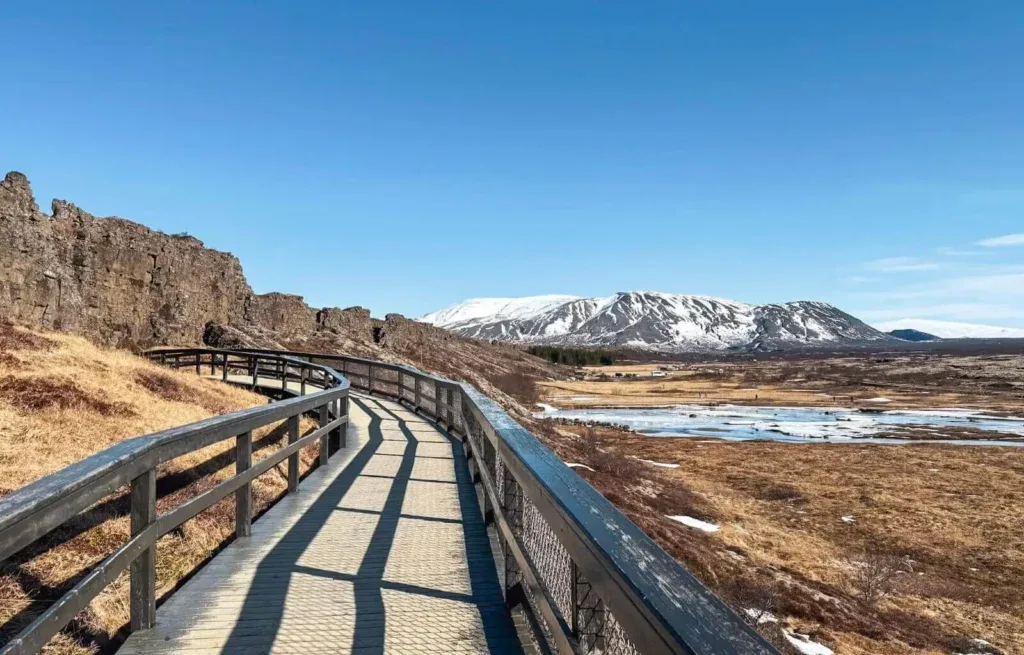 Thingvellir National Park - boardwalk in March