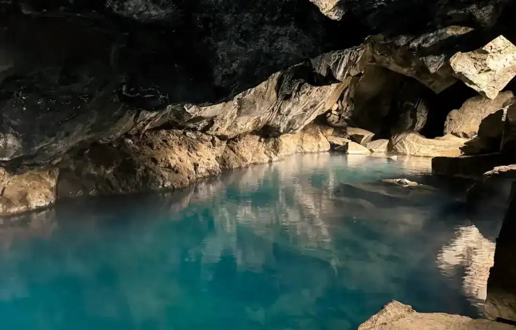 The stunning Grjótagjá Cave