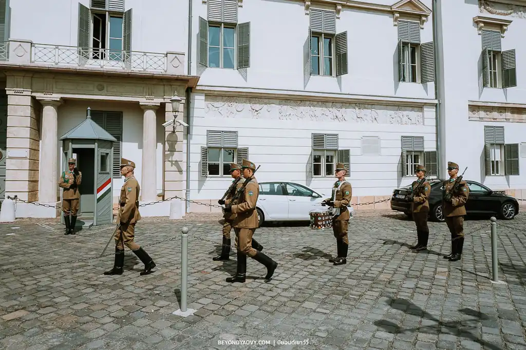 Rich results on Google's SERP when searching for ‘วางแผนเที่ยวบูดาเปสต์ (Budapest)’, ‘เที่ยวบูดาเปสต์’, ‘การเดินทางในบูดาเปสต์’, ‘ที่เที่ยวในบูดาเปสต์’, ‘สถานที่ท่องเที่ยวบูดาเปสต์’, ‘เที่ยวบูดาเปสต์ด้วยตัวเอง’, ‘เที่ยวฮังการีด้วยตัวเอง’, ‘แพลนเที่ยวบูดาเปสต์’, ‘วางแผนเที่ยวบูดาเปสต์’, ‘เที่ยวบูดาเปสต์’, and ‘เที่ยวฮังการี’