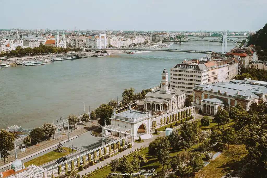 Rich results on Google's SERP when searching for ‘วางแผนเที่ยวบูดาเปสต์ (Budapest)’, ‘เที่ยวบูดาเปสต์’, ‘การเดินทางในบูดาเปสต์’, ‘ที่เที่ยวในบูดาเปสต์’, ‘สถานที่ท่องเที่ยวบูดาเปสต์’, ‘เที่ยวบูดาเปสต์ด้วยตัวเอง’, ‘เที่ยวฮังการีด้วยตัวเอง’, ‘แพลนเที่ยวบูดาเปสต์’, ‘วางแผนเที่ยวบูดาเปสต์’, ‘เที่ยวบูดาเปสต์’, and ‘เที่ยวฮังการี’