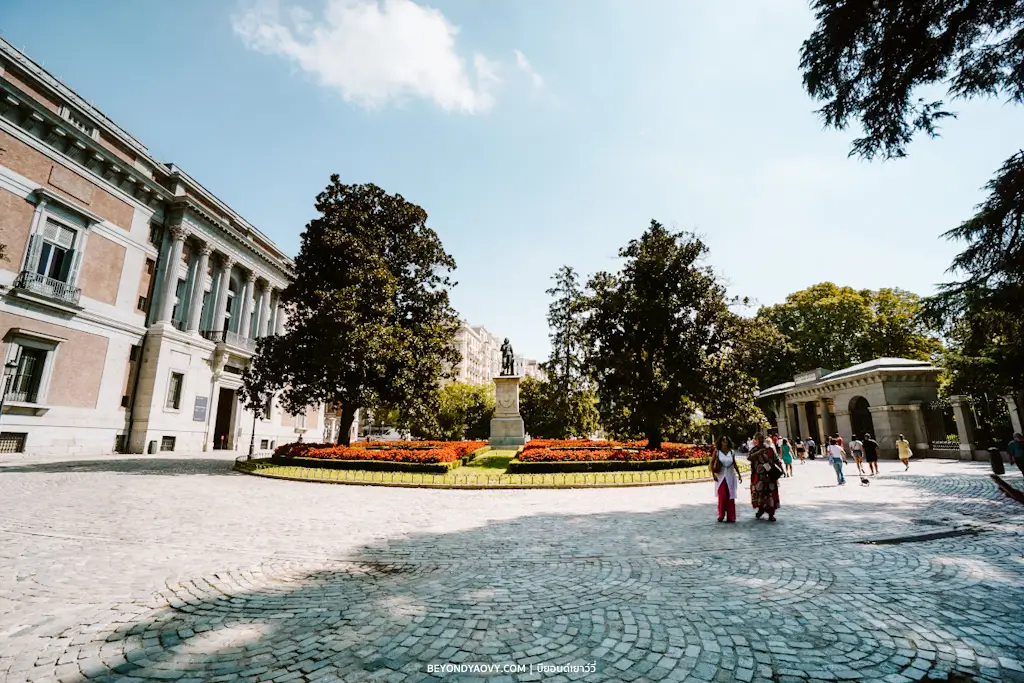 Rich results on Google's SERP when searching for ‘เที่ยวมาดริดด้วยตัวเอง’, ‘เที่ยวเองมาดริด’, ‘เที่ยวมาดริด’, ‘มาดริด’, ‘ที่เที่ยวมาดริด’, ‘เที่ยว Madrid ด้วยตัวเอง’, ‘การเดินทางในมาดริด’, ‘เที่ยวสเปนด้วยตัวเอง’, ‘ที่เที่ยวบาร์เซโลน่า’, ‘วางแผนเที่ยวบาร์เซโลน่า’, ‘วางแผนเที่ยวสเปน’, ‘วางแผนเที่ยวด้วยตัวเอง’