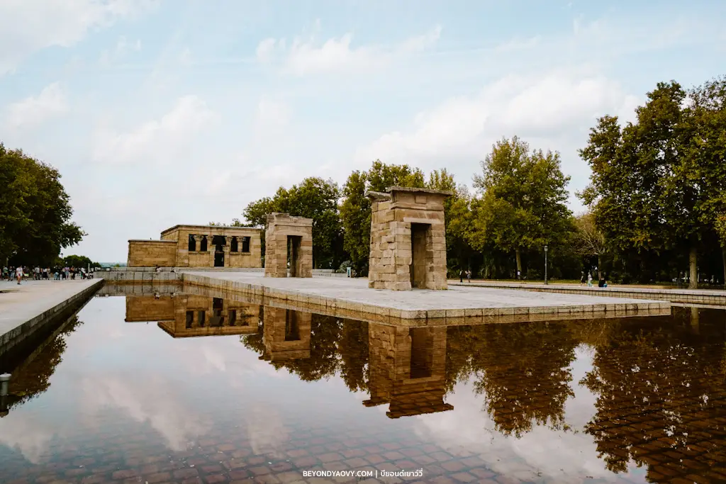 Rich results on Google's SERP when searching for ‘เที่ยวมาดริดด้วยตัวเอง’, ‘เที่ยวเองมาดริด’, ‘เที่ยวมาดริด’, ‘มาดริด’, ‘ที่เที่ยวมาดริด’, ‘เที่ยว Madrid ด้วยตัวเอง’, ‘การเดินทางในมาดริด’, ‘เที่ยวสเปนด้วยตัวเอง’, ‘ที่เที่ยวบาร์เซโลน่า’, ‘วางแผนเที่ยวบาร์เซโลน่า’, ‘วางแผนเที่ยวสเปน’, ‘วางแผนเที่ยวด้วยตัวเอง’