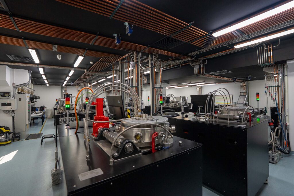 vera clinic and appsilon enterprise collaboration manufacturing cvd lab grown diamonds and blades