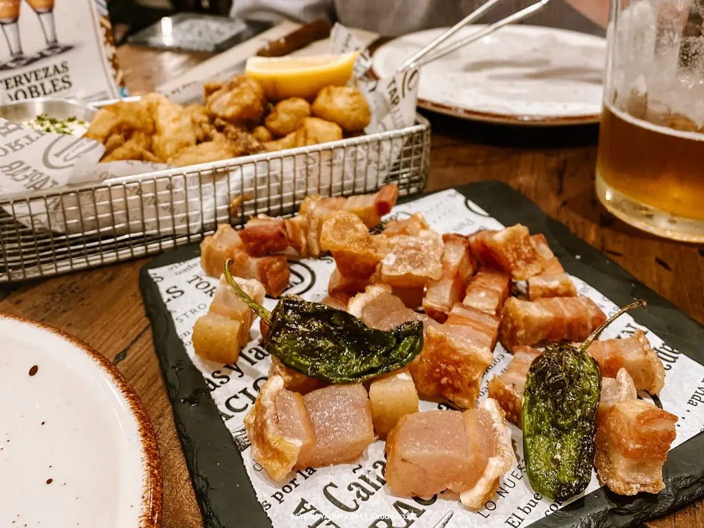 Rich results on Google's SERP when searching for ‘เที่ยวมาดริดด้วยตัวเอง’, ‘เที่ยวเองมาดริด’, ‘เที่ยวมาดริด’, ‘มาดริด’, ‘ที่เที่ยวมาดริด’, ‘เที่ยว Madrid ด้วยตัวเอง’, ‘การเดินทางในมาดริด’, ‘เที่ยวสเปนด้วยตัวเอง’, ‘ที่เที่ยวบาร์เซโลน่า’, ‘วางแผนเที่ยวบาร์เซโลน่า’, ‘วางแผนเที่ยวสเปน’, ‘วางแผนเที่ยวด้วยตัวเอง’