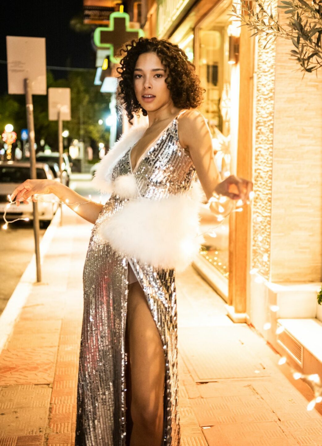 Maxi φόρεμα με παγιέτα σε ασημί