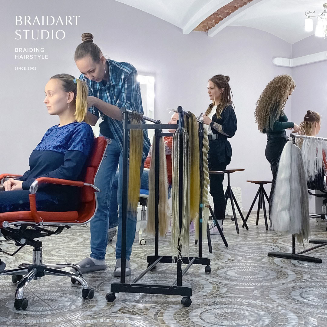 Большой выбор расходных материалов в Студии BRAIDART