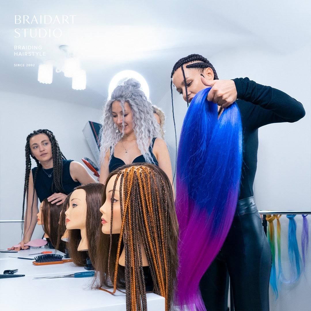 Курсы по косам в СПб, студия в центре города.