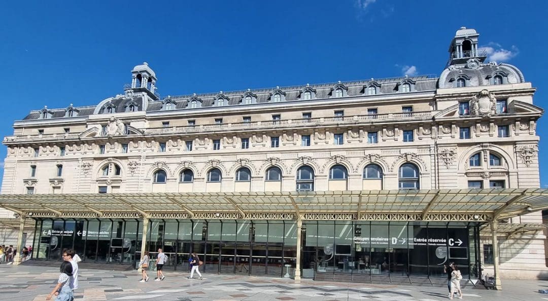 Parvis du Musée Orsay