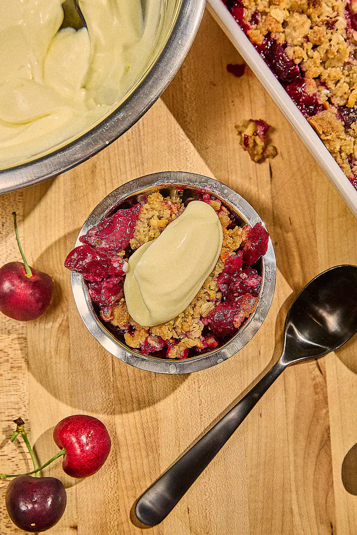 easy whipped topping for homemade fruit crisps