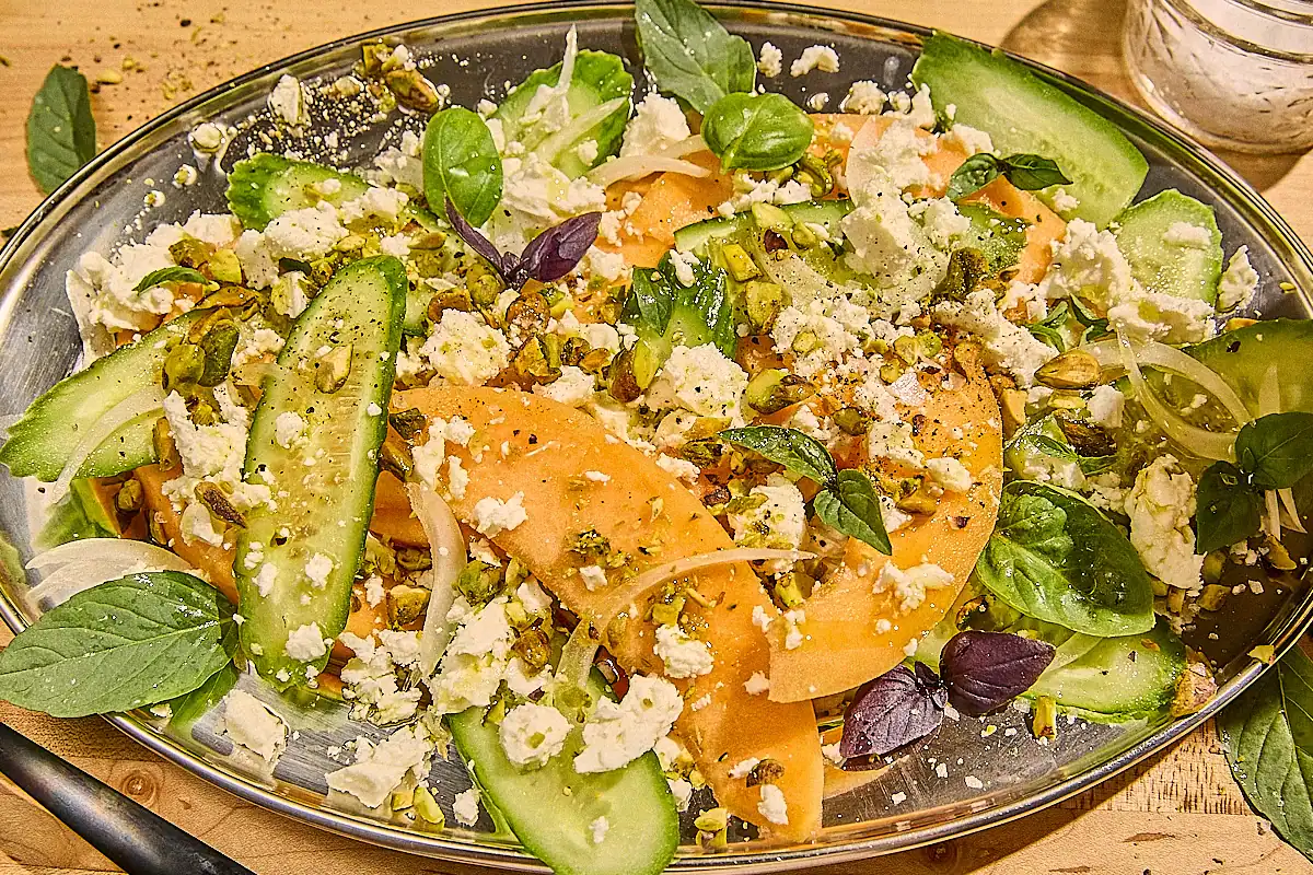easy cantaloupe salad recipe