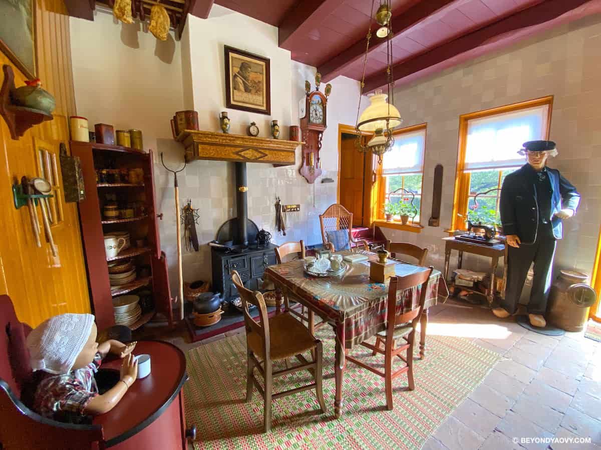 Rich results on Google's SERP when searching for ‘หมู่บ้านไร้ถนนกีโธร์น (Giethoorn)’, ‘Giethoorn’, ‘หมู่บ้านไร้ถนนกีโธร์น’, ‘หมู่บ้านไร้ถนน’, ‘หมู่บ้าน Giethoorn’, ‘หมู่บ้านที่เนเธอร์แลนด์’, ‘Giethoorn รีวิว เดินทาง’, ‘Giethoorn ประวัติ’, ‘หมู่บ้าน กีธูร์น เวนิสแห่งเนเธอร์แลนด์’, ‘หมู่บ้านกีธูร์น เนเธอร์แลนด์’, ‘หมู่บ้านไร้ถนน เนเธอร์แลนด์’, ‘Giethoorn รีวิว’, ‘Giethoorn Netherlands’, ‘Netherlands’, ‘Travelling in Giethoorn’, ‘Travelling in the Netherlands’, ‘Giethoorn where the canals are the roads’, ‘Giethoorn การเดินทาง’, ‘Giethoorn ท่องเที่ยว’, ‘เที่ยวเนเธอร์แลนด์’, ‘การเดินทางท่องเที่ยวในเนเธอร์แลนด์’, ‘เนเธอร์แลนด์’, ‘ประเทศเนเธอร์แลนด์’, ‘จังหวัดโอเฟอร์ไรส์เซิล’, ‘Overijssel’, ‘วางแผนเที่ยวเนเธอร์แลนด์ด้วยตัวเอง’, ‘วางแผนเที่ยวเนเธอร์แลนด์’, ‘One Day Trip จากอัมสเตอร์ดัม, ‘One Day Trip’ and ‘One day trip from Amsterdam’