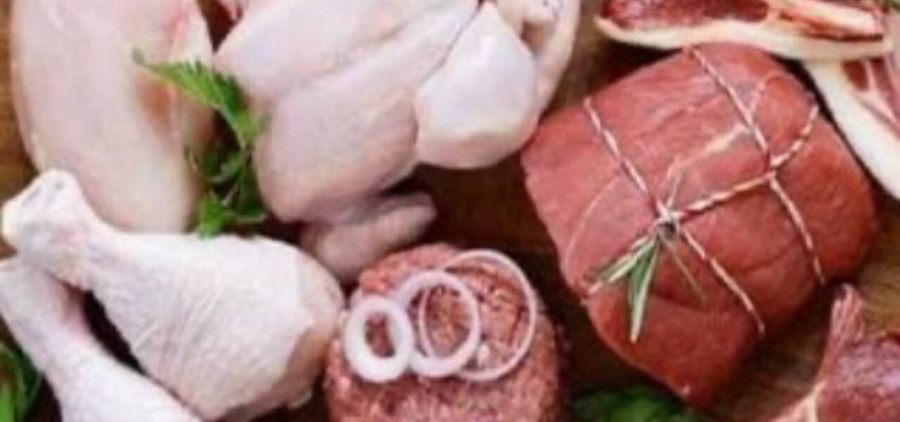 مائدة البروتين اليوم.. بين استقرار الأسعار وتنوع المعروض