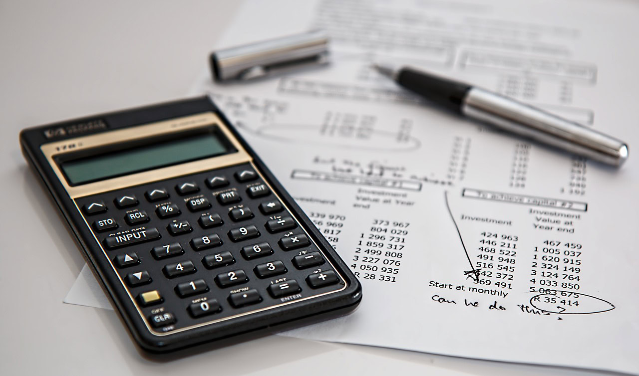 How to do US taxes when living abroad
