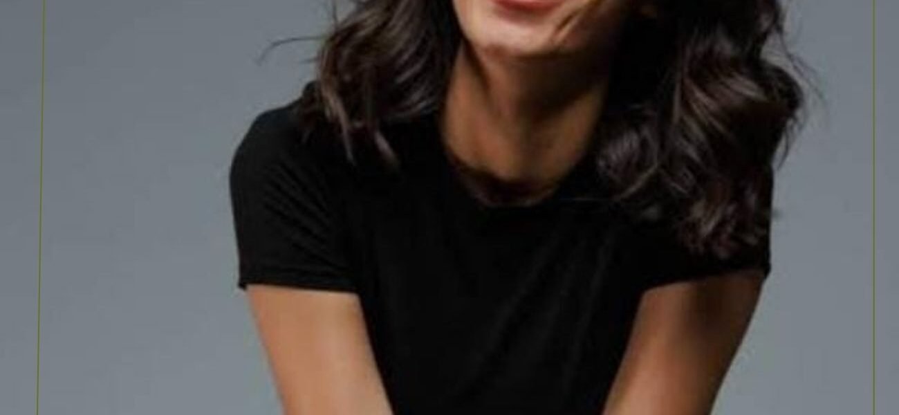 الفنانة الشابة أميرة أديب