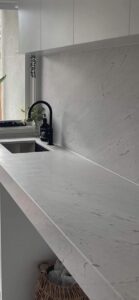 Landry caulking service