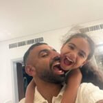 صلاح يفتح نافذة على بيته فماذا رأينا خلف أضواء الملاعب صلاح يفتح نافذة على بيته فماذا رأينا خلف أضواء الملاعب