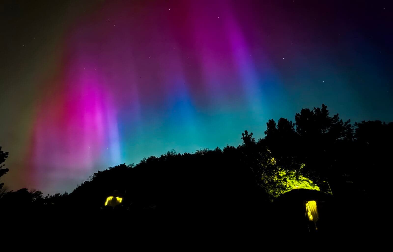 How to Photograph the Northern Lights with an iPhone