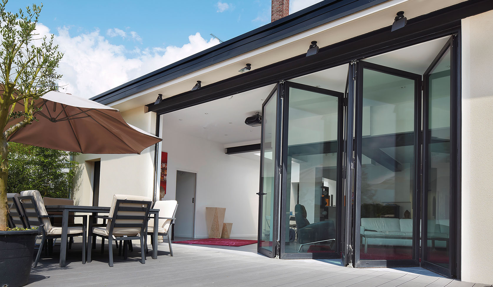 ReynaersCF77 bifold door