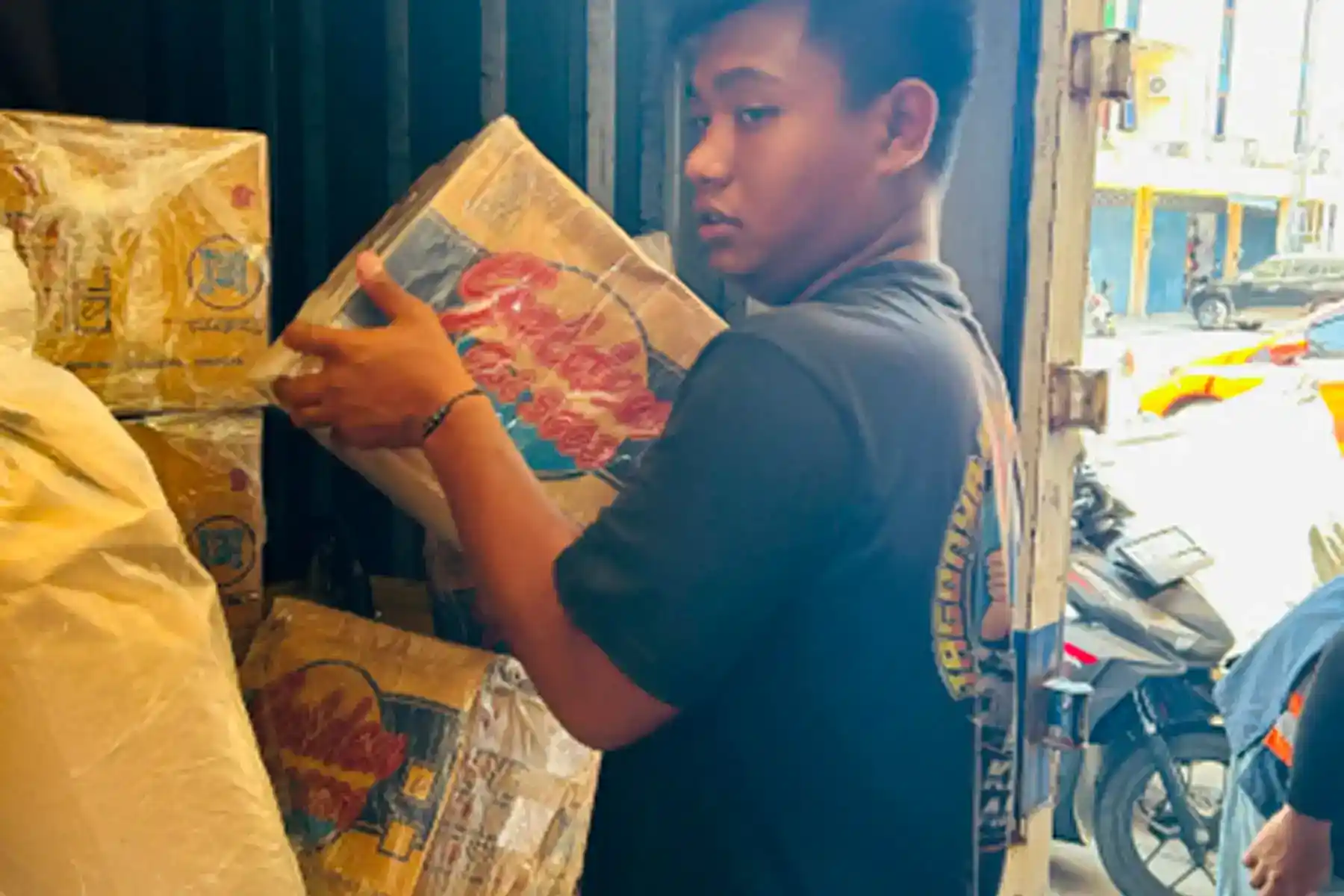 Cara Kirim Barang dari Surabaya ke Balikpapan
