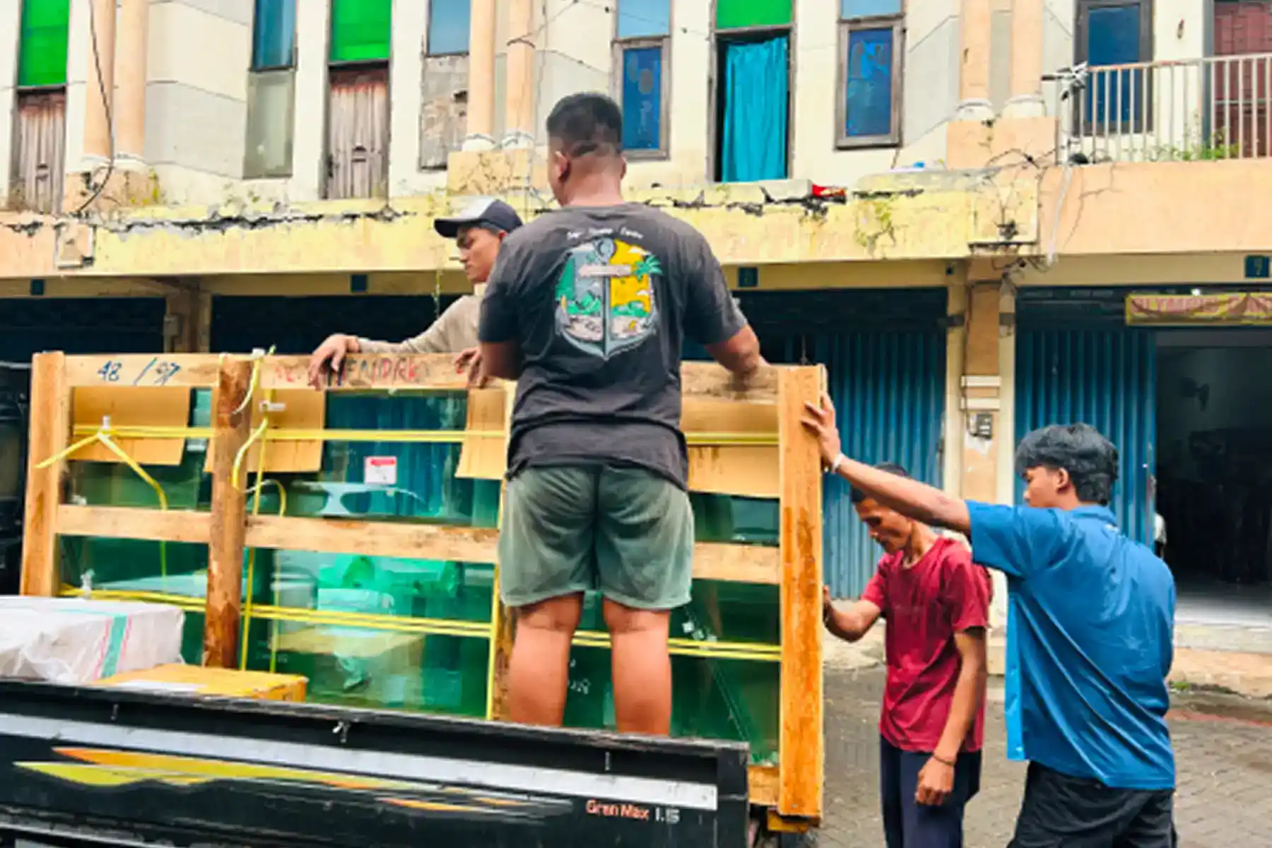 Cara Mengirim Barang Besar ke Balikpapan