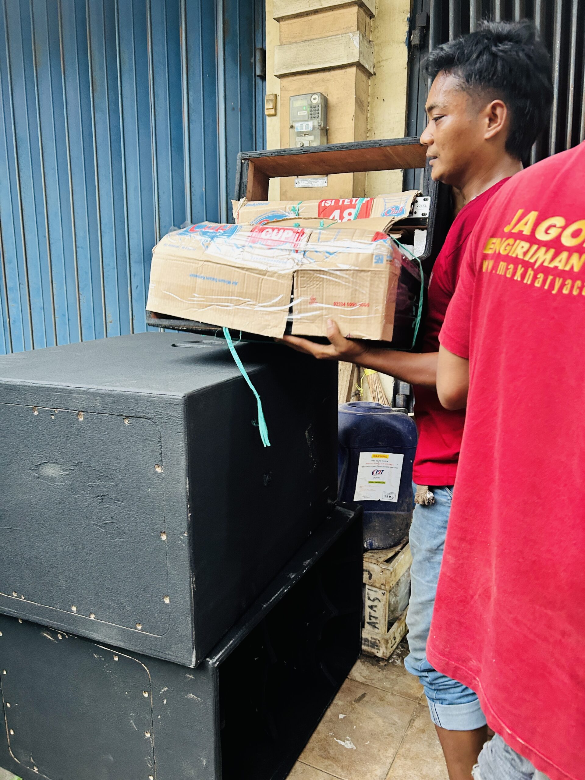 pengiriman barang besar dan berat ke palu