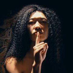 расплетение кос и брейдов