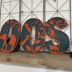 Houten decoratieletters in jungle thema