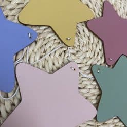 Houten sterren van de houten sterren slinger