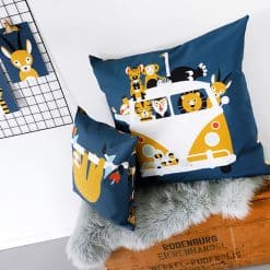 Kinderkamer kussen safari design