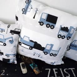 Sierkussen kinderkamer voertuigen
