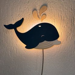 Houten wandlamp kinderkamer walvis