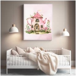 Kinderkamer met grote poster elfjes tuin met elven huisje