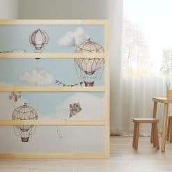 Ikea Kura bed, balloon bonanza stickers, luchtballonnen stickers