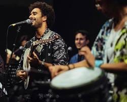 سهرات طرب في دبي