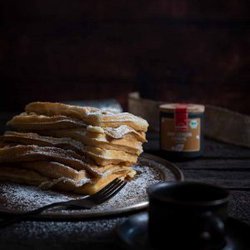 Waffelteig für schnelle, leckere Waffeln aus dem Waffeleisen