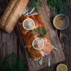 Flammlachs Rezept – Perfekt gegrillter Lachs auf dem Flammlachsbrett