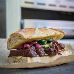 Philly Cheese Steak Sandwich Rezept vom Oberhitzegrill