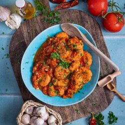 Ein Rezept für Bulgur Köfte, Bulgur Köftesi oder auch Fellah Köfte aus feinem Bulgur mit vielen Tomaten und Knoblauch.