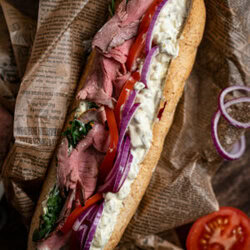 Rezept für ein leckeres Roastbeef Sandwich