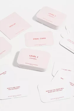 Self-Love Karten aus dem ‚We’re Not Really Strangers‘ Spiel zur Förderung von Selbstliebe