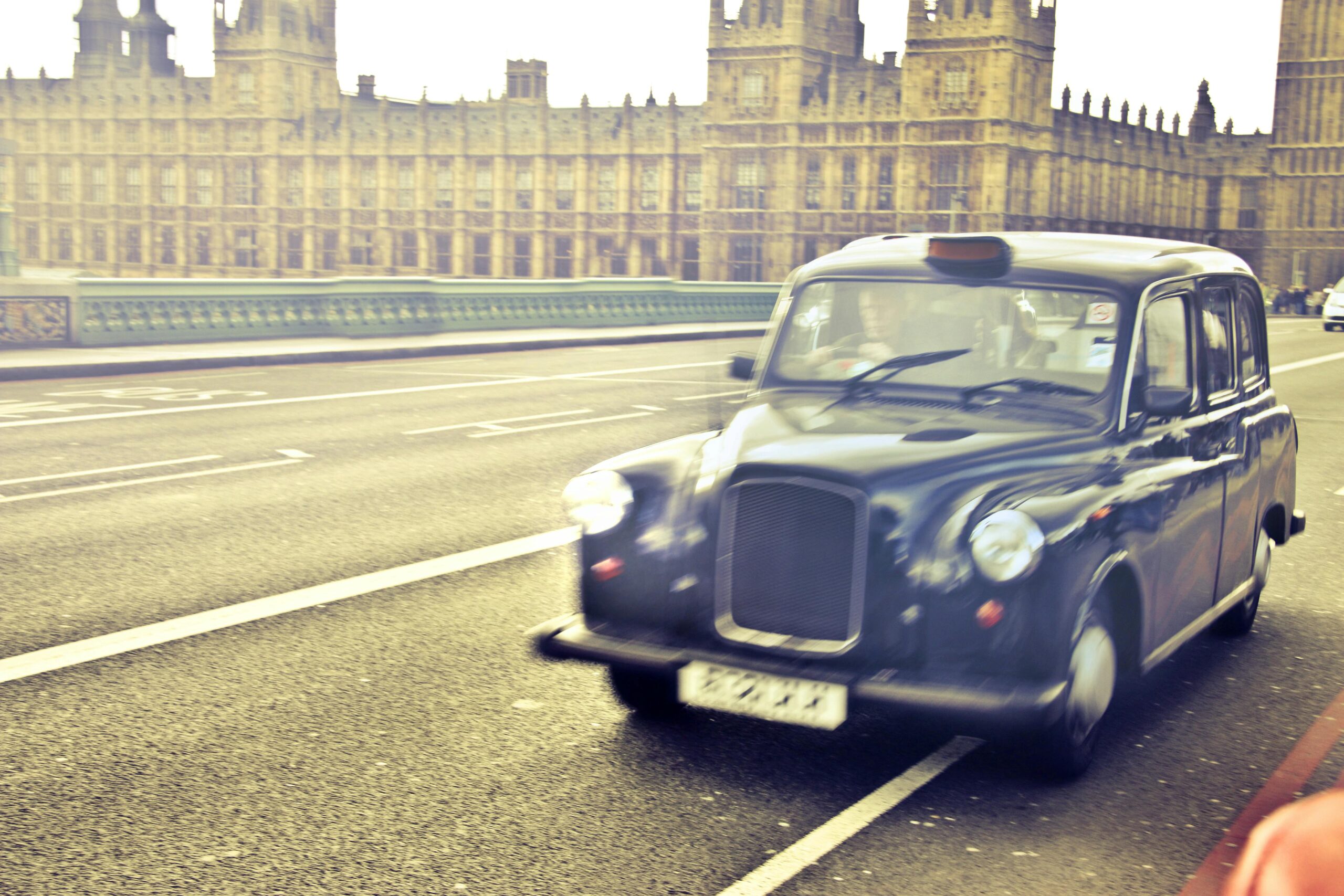 Hillend Taxi