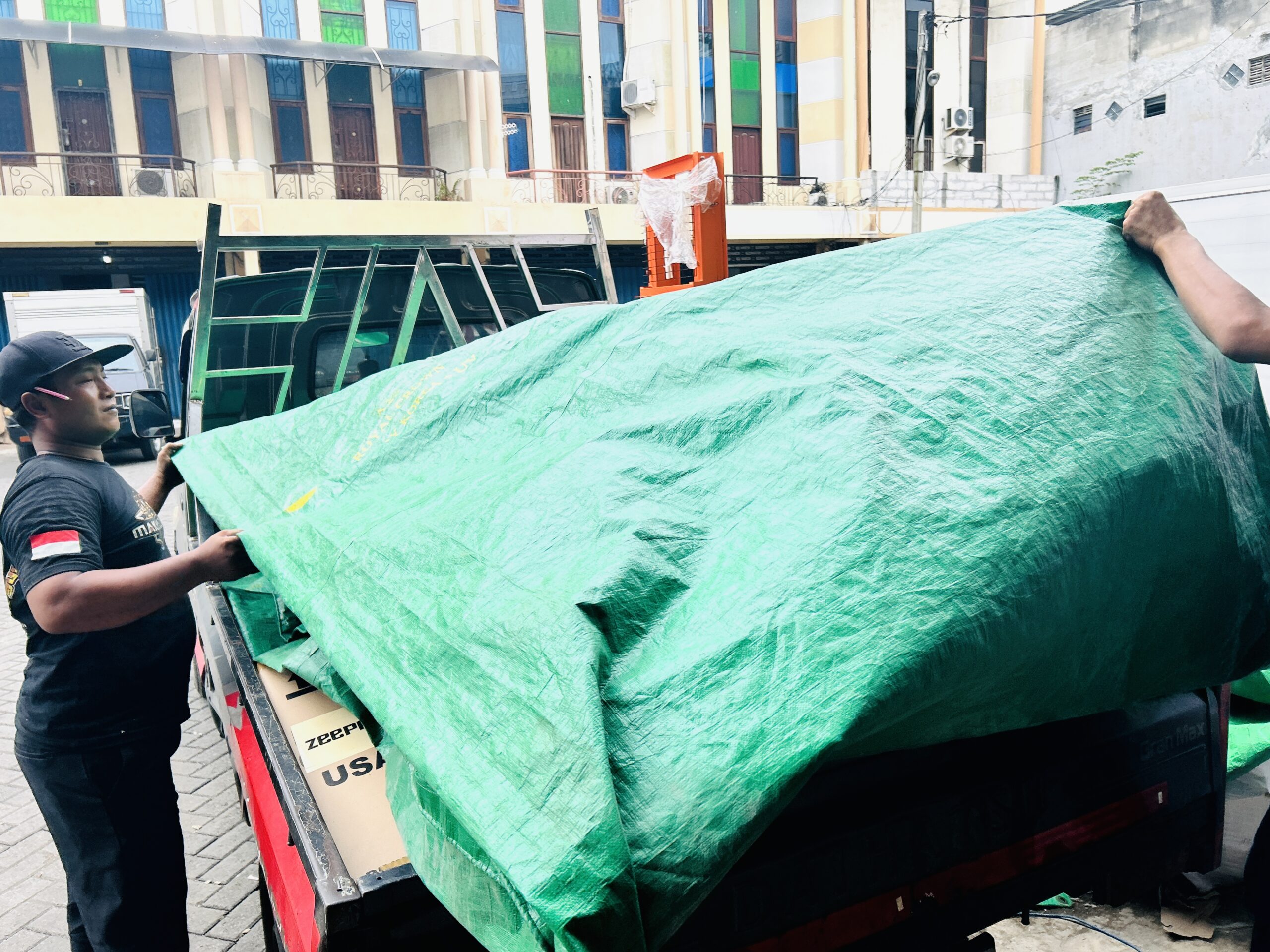 ongkir cargo Surabaya Palu terbaru untuk distributor